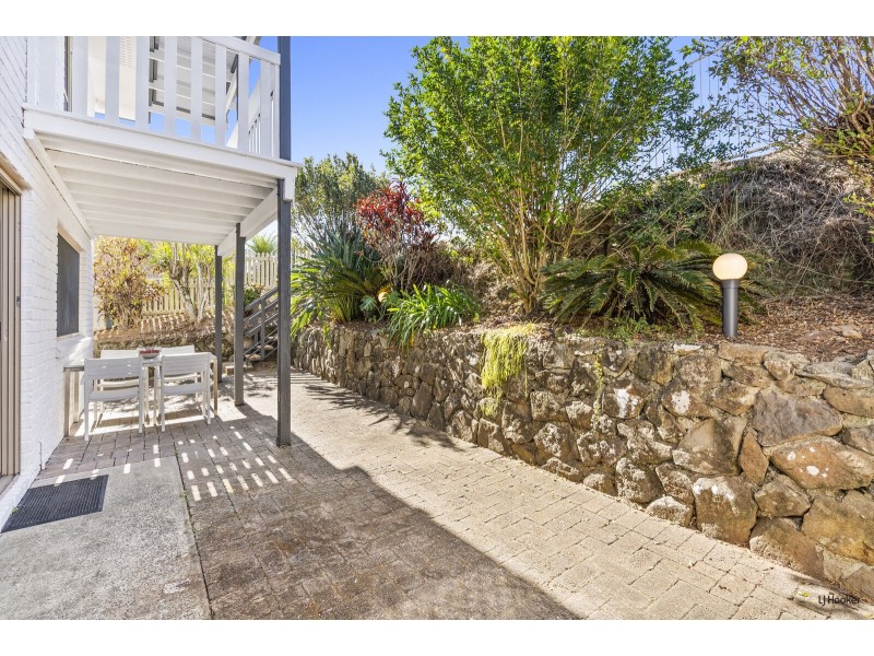 16 Dinjirra Court, Tugun QLD 4224
