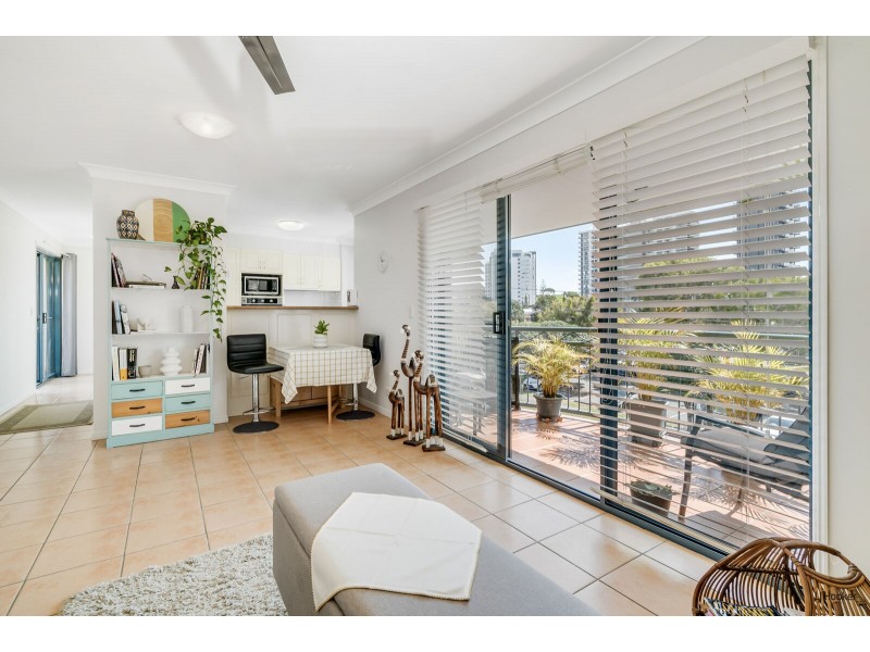 9/16 Dutton Street, Coolangatta QLD 4225