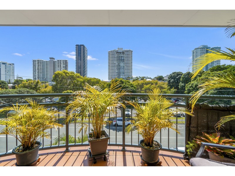 9/16 Dutton Street, Coolangatta QLD 4225