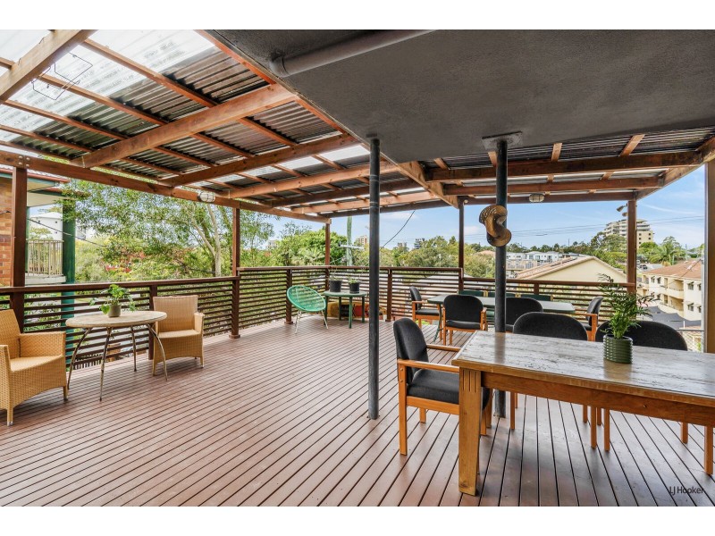 47 Stapylton Street, Coolangatta QLD 4225