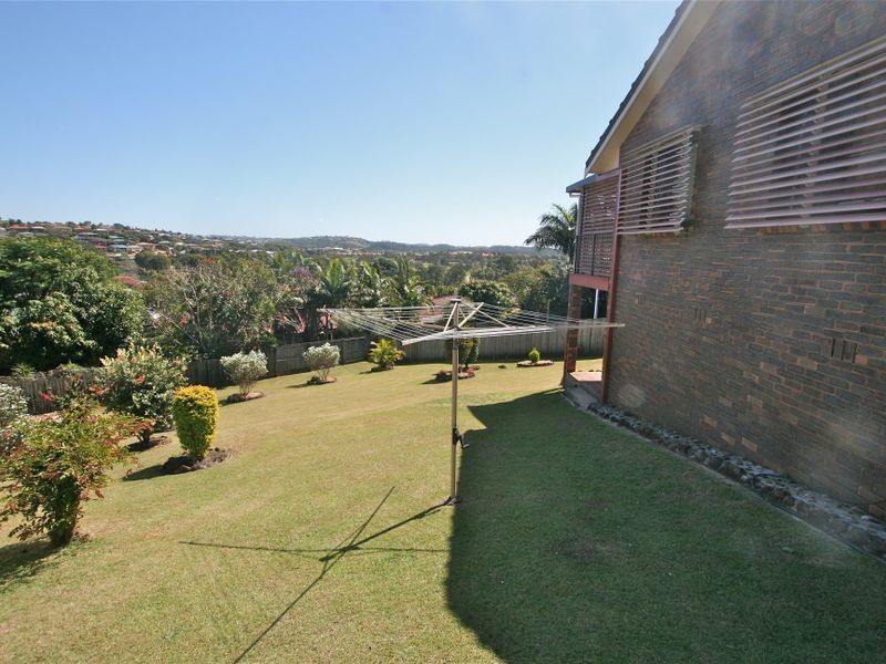 3 Cominan Avenue, Banora Point NSW 2486