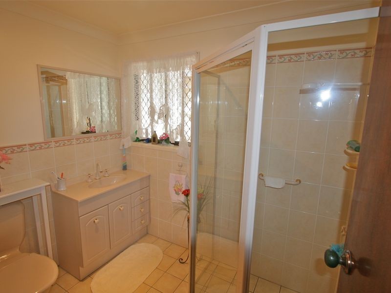 3 Cominan Avenue, Banora Point NSW 2486