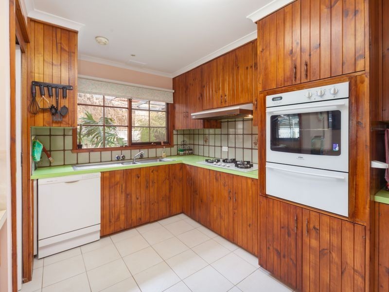 6 Peake Court, Chiltern VIC 3683