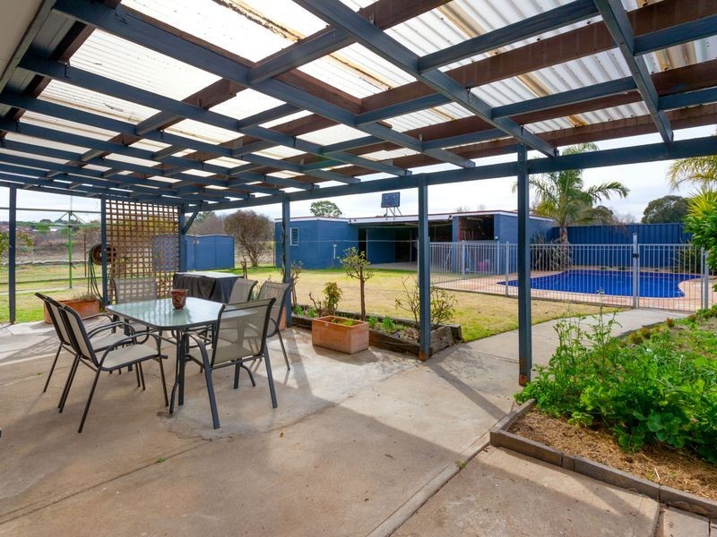 6 Peake Court, Chiltern VIC 3683