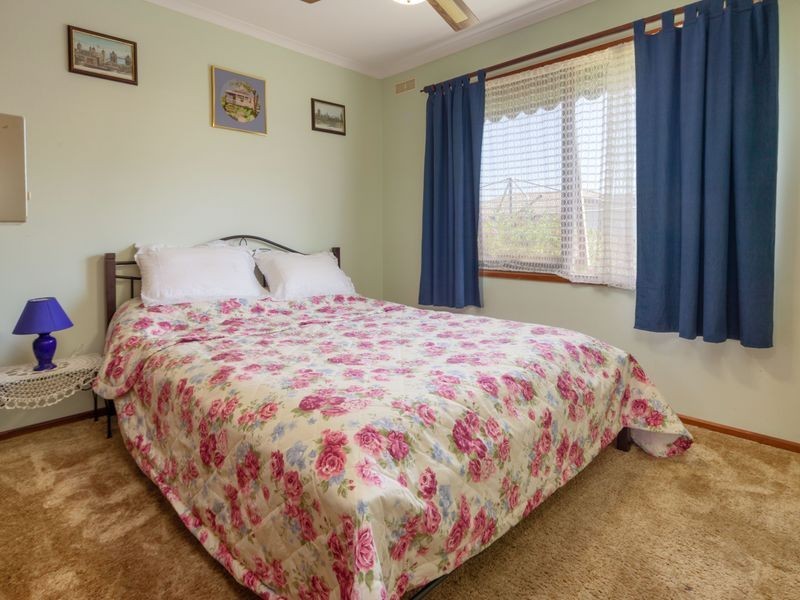 8 Garnet Circuit, Wodonga VIC 3690