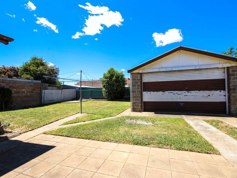 18 Shadforth Street, Wangaratta VIC 3677