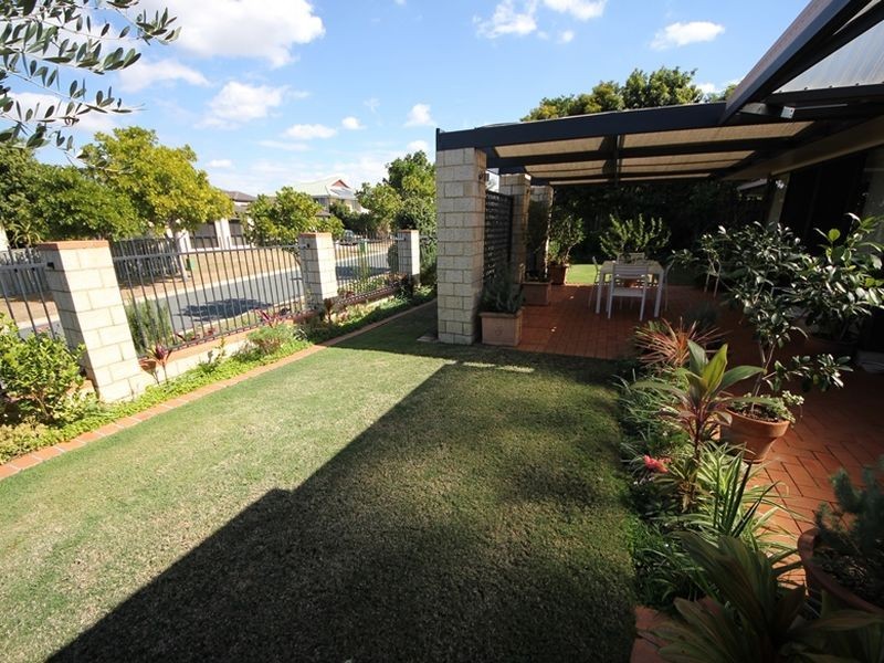 1 Duggan Street, North Lakes QLD 4509