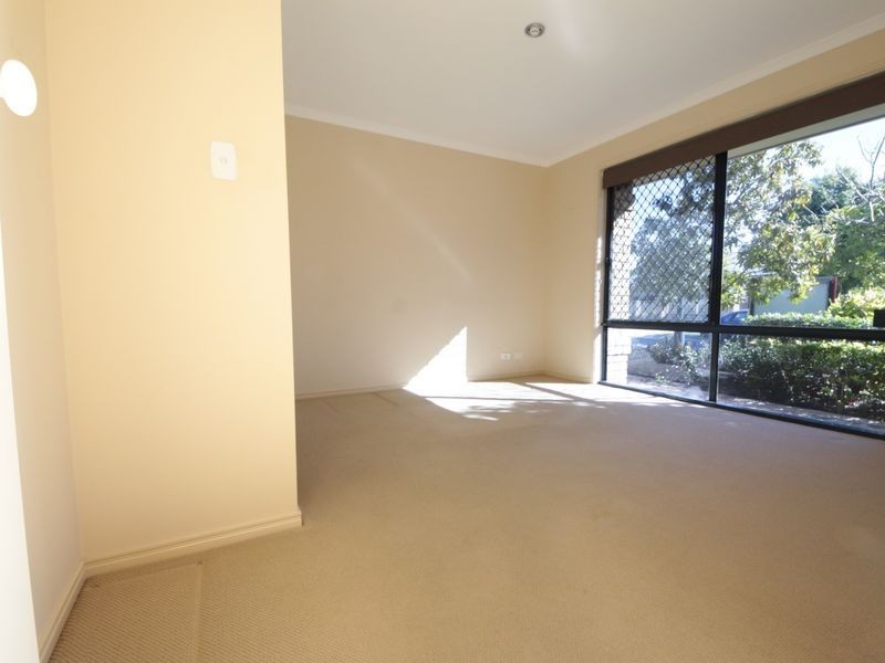 6 Canundra Street, North Lakes QLD 4509