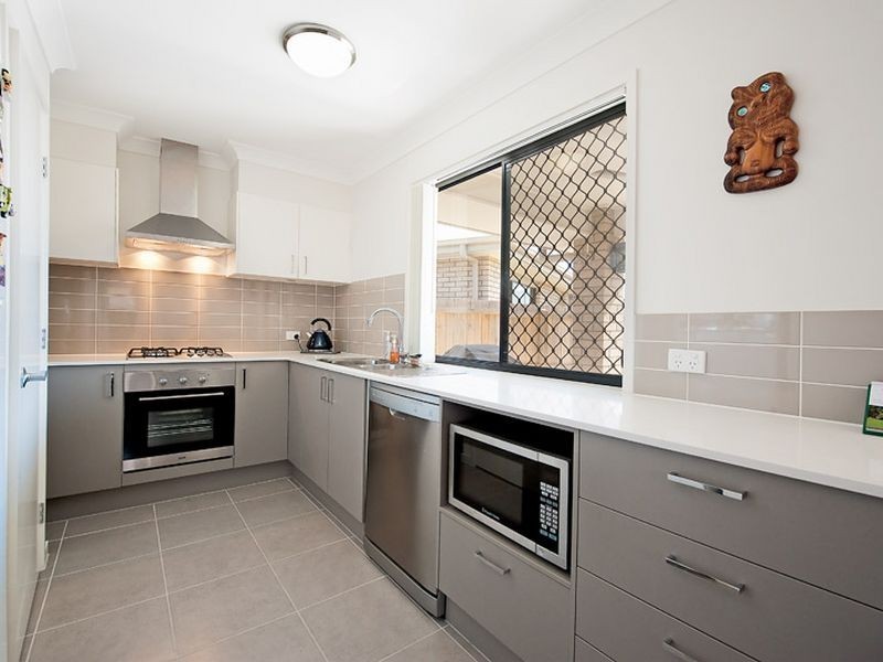 3 Ravensbourne Crescent, North Lakes QLD 4509