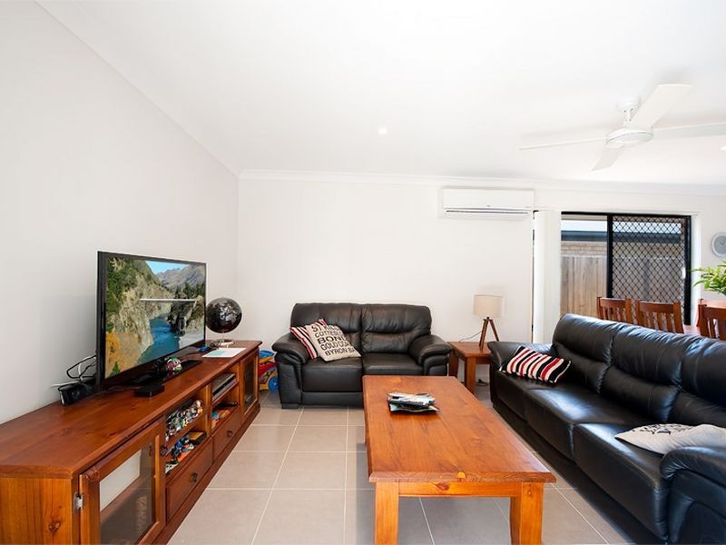 3 Ravensbourne Crescent, North Lakes QLD 4509