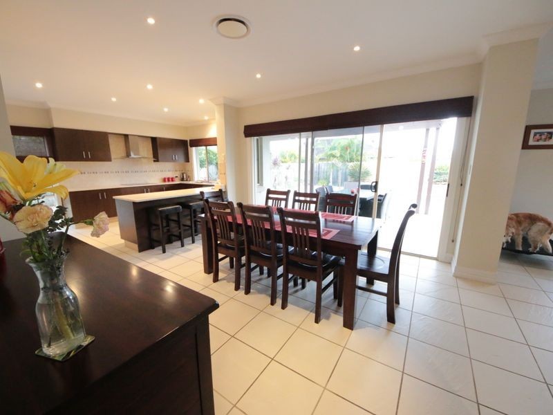 122 Copeland Drive, North Lakes QLD 4509