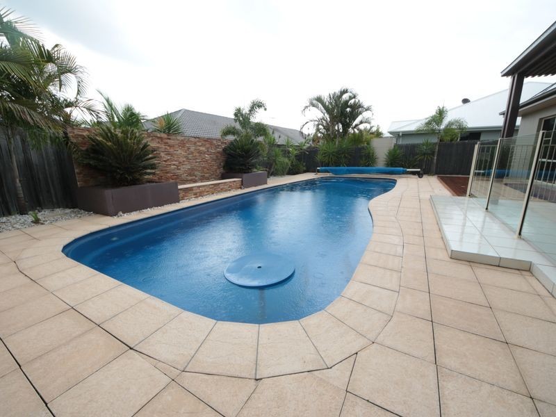 122 Copeland Drive, North Lakes QLD 4509