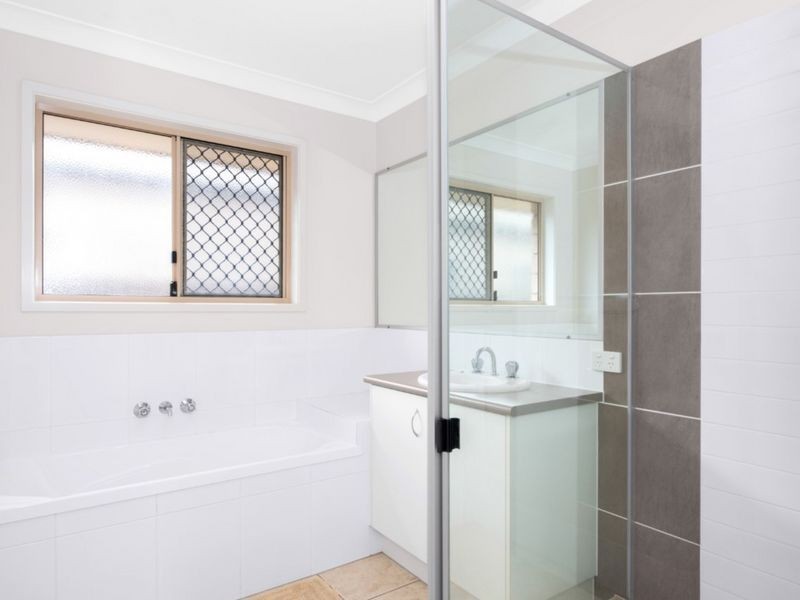 9 Well Close, North Lakes QLD 4509
