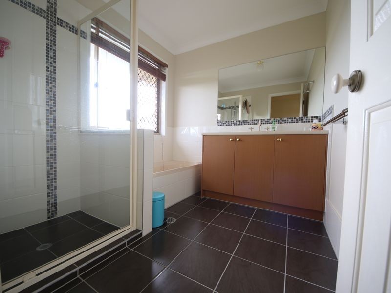 6 Nambour Court, Deception Bay QLD 4508