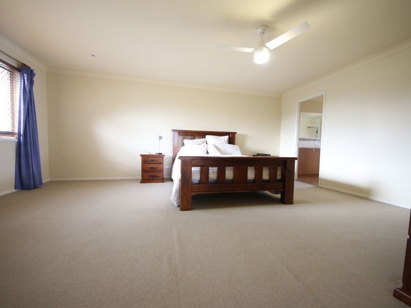 6 Nambour Court, Deception Bay QLD 4508