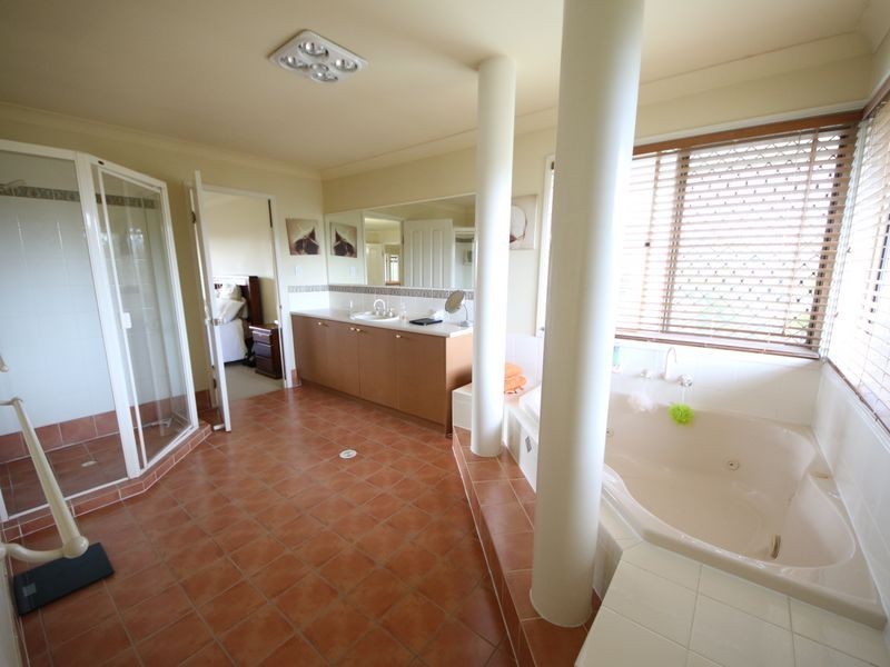 6 Nambour Court, Deception Bay QLD 4508