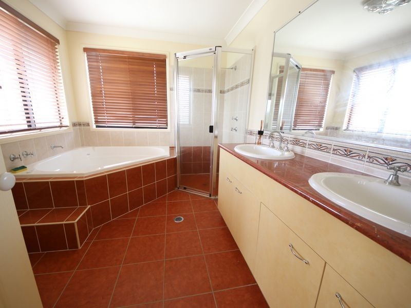 6 Cassava Court, North Lakes QLD 4509