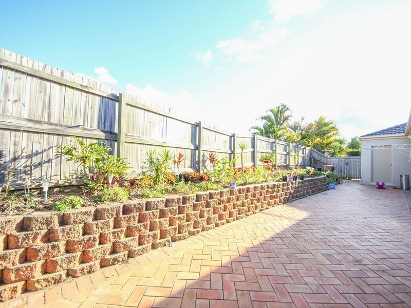 4 Abbot Street, North Lakes QLD 4509