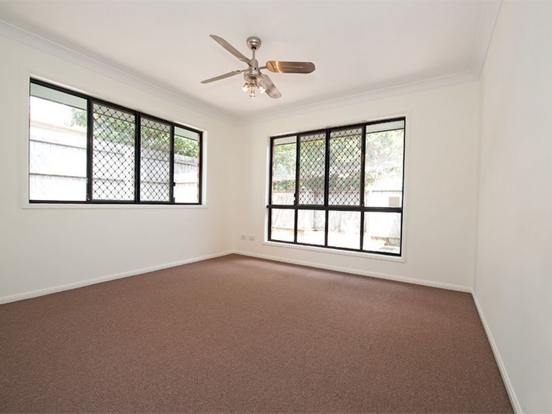 10 Gilbert Street, North Lakes QLD 4509