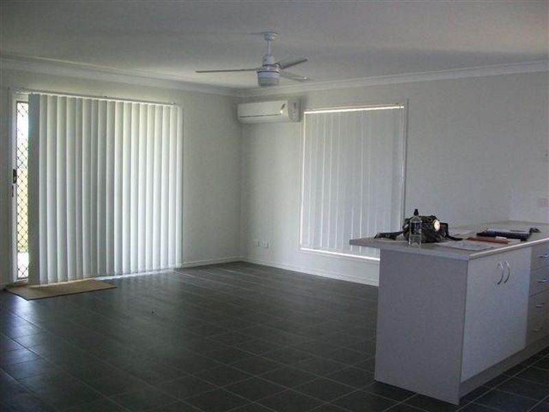 6 Sunstone Circuit, Mango Hill QLD 4509