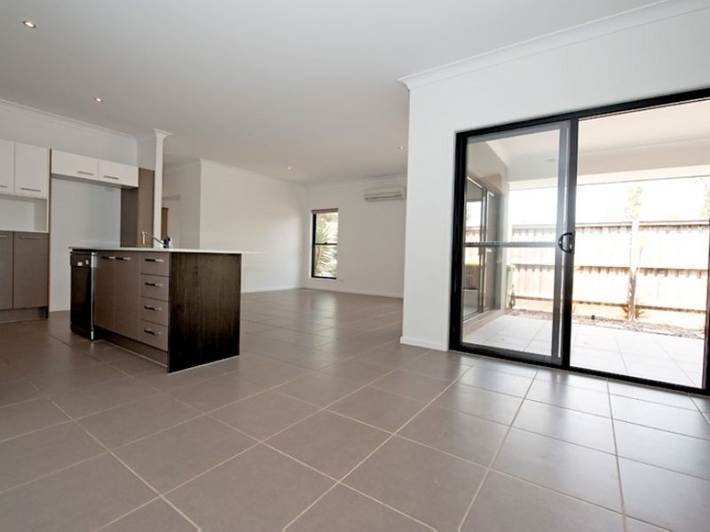 38 Ballesteros Street, North Lakes QLD 4509