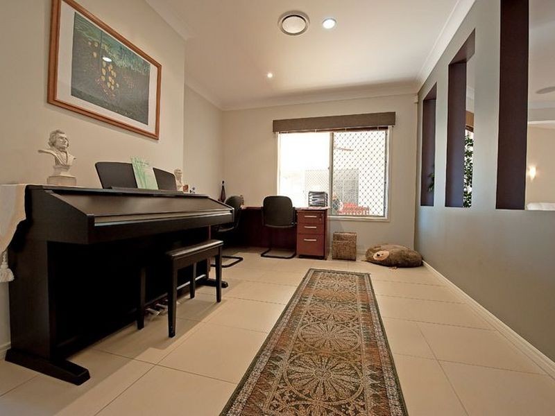 44 Peridot Crescent, Mango Hill QLD 4509