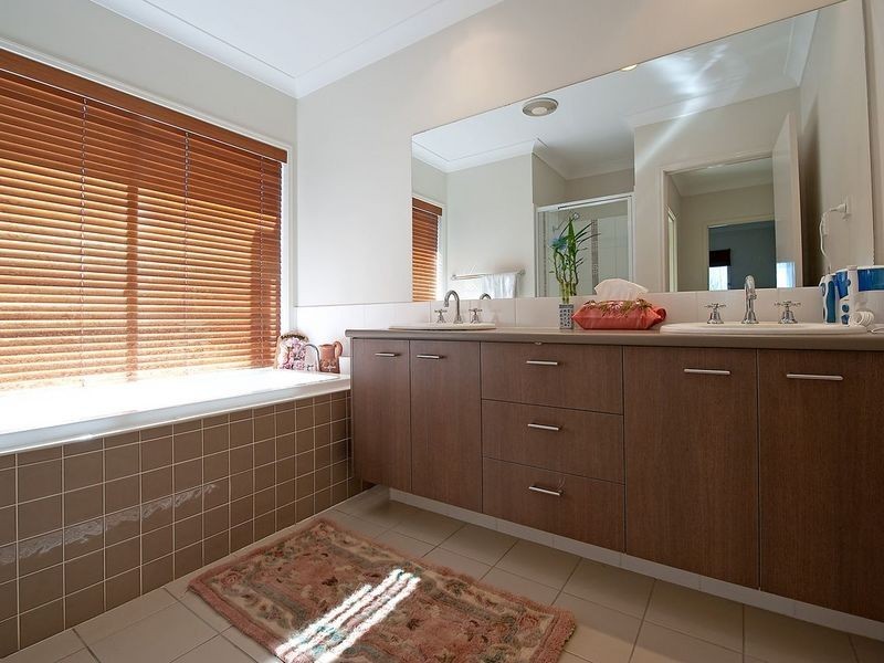 44 Peridot Crescent, Mango Hill QLD 4509