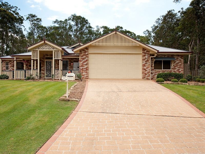 25 Chesterfield Drive, Murrumba Downs QLD 4503