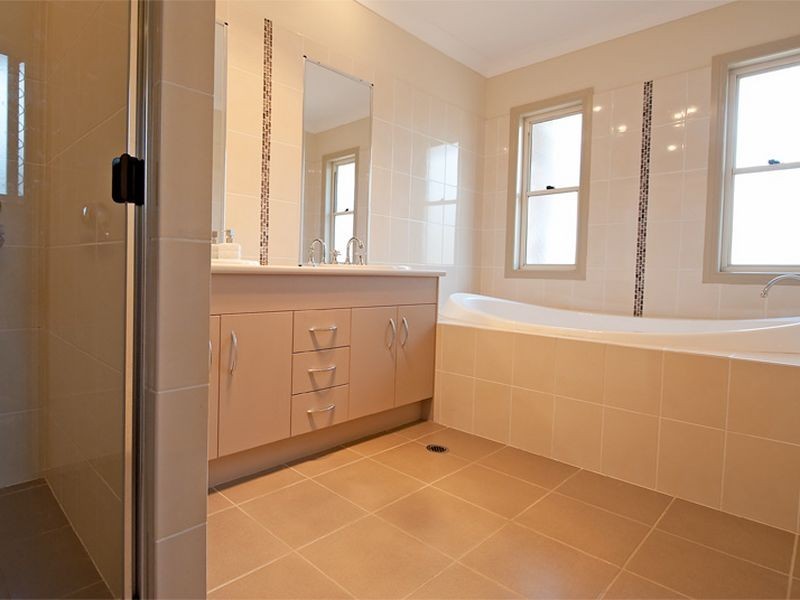 25 Chesterfield Drive, Murrumba Downs QLD 4503