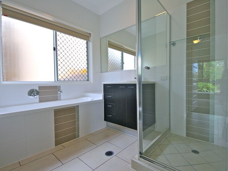 18 Elkington Cct, North Lakes QLD 4509