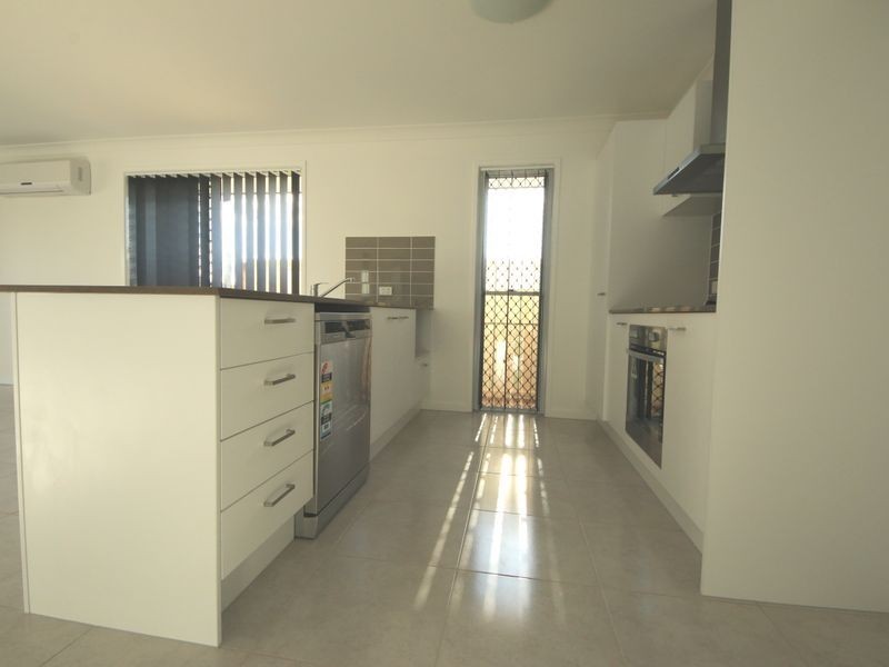 9 Staten Street, North Lakes QLD 4509