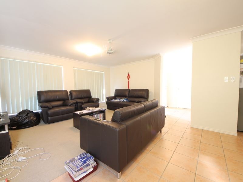 8 Cheviot Street, North Lakes QLD 4509