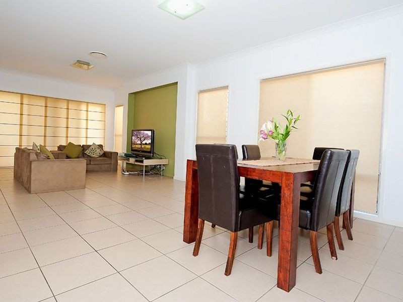 North Lakes QLD 4509