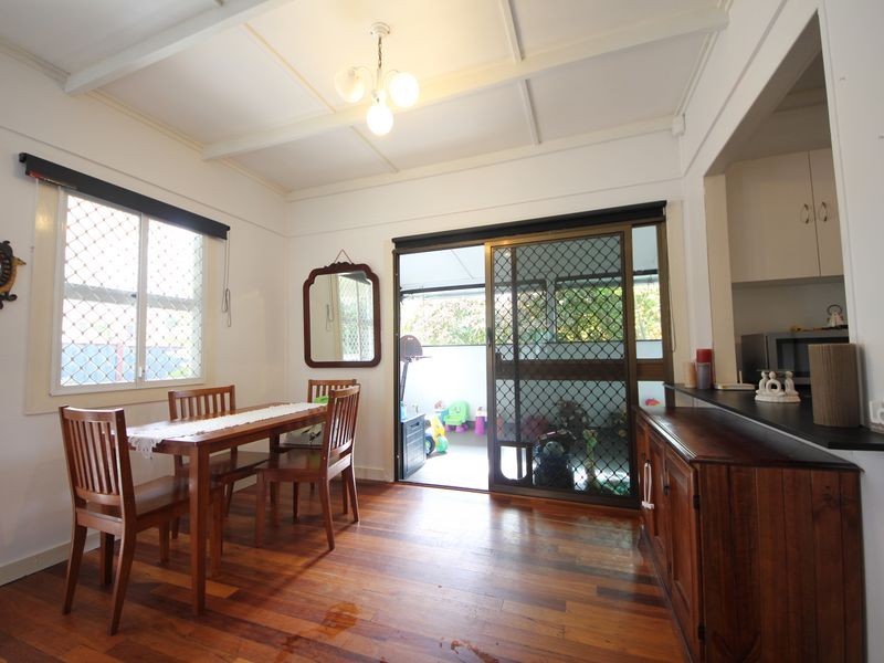 42 Frenchs Road, Petrie QLD 4502