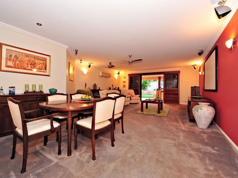 8 Sefton Court, North Lakes QLD 4509