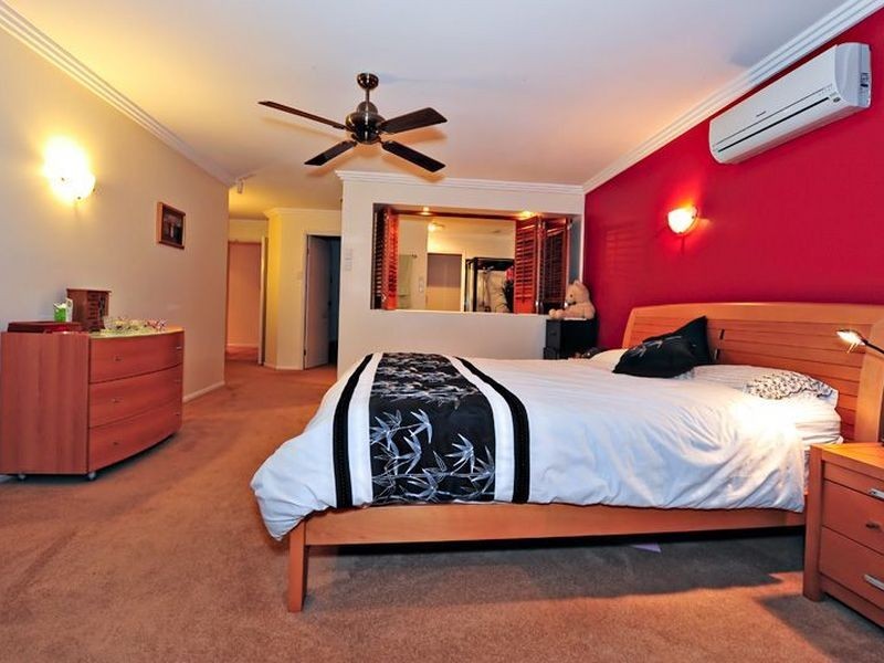 8 Sefton Court, North Lakes QLD 4509