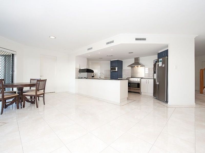 25 Langer Circuit, North Lakes QLD 4509