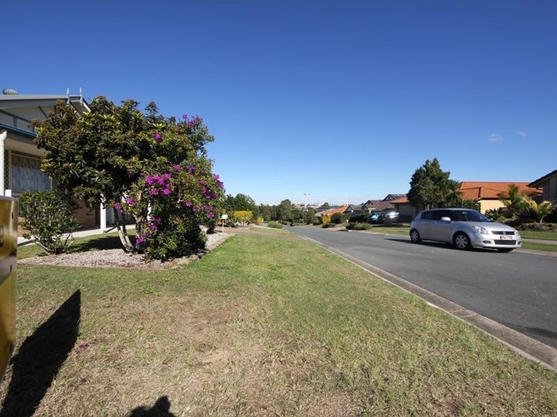 16 Campion Drive, North Lakes QLD 4509