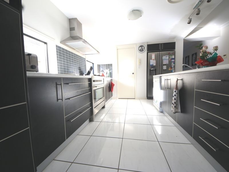 25 Astley Parade, North Lakes QLD 4509