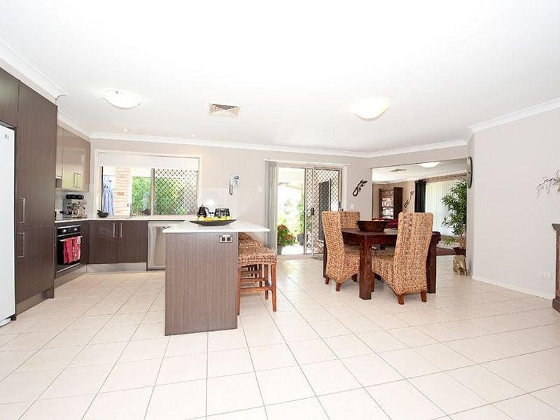 10 Finnegan Drive, North Lakes QLD 4509