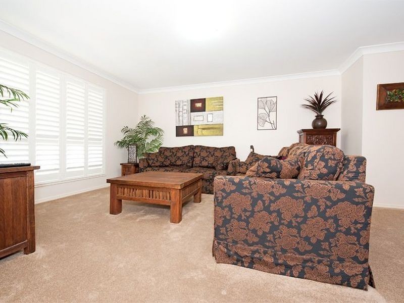 10 Finnegan Drive, North Lakes QLD 4509