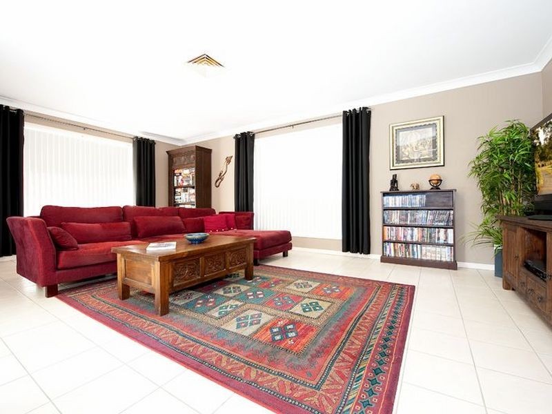 10 Finnegan Drive, North Lakes QLD 4509