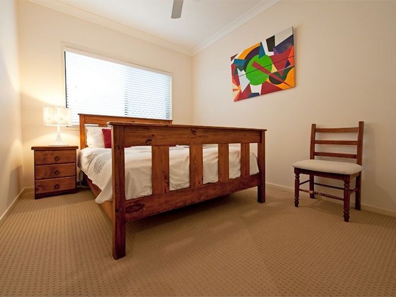 12 Planigale Crescent, North Lakes QLD 4509