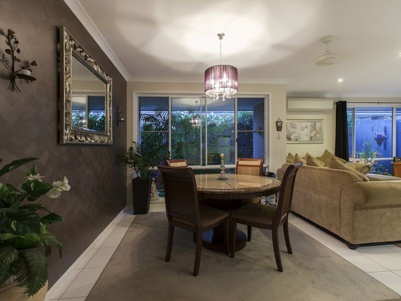 28 Magnetic Terrace, North Lakes QLD 4509