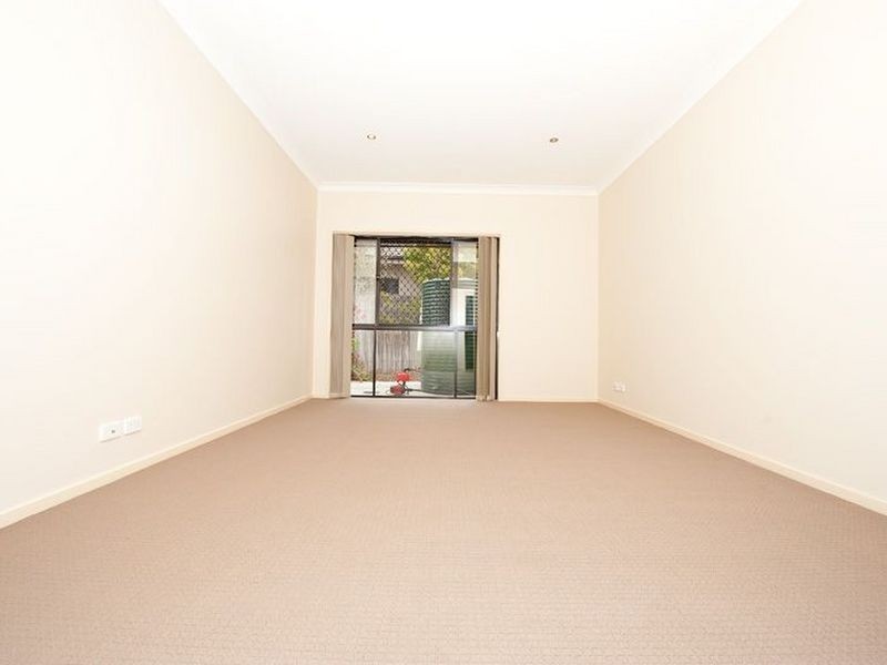 10 Echidna Parade, North Lakes QLD 4509