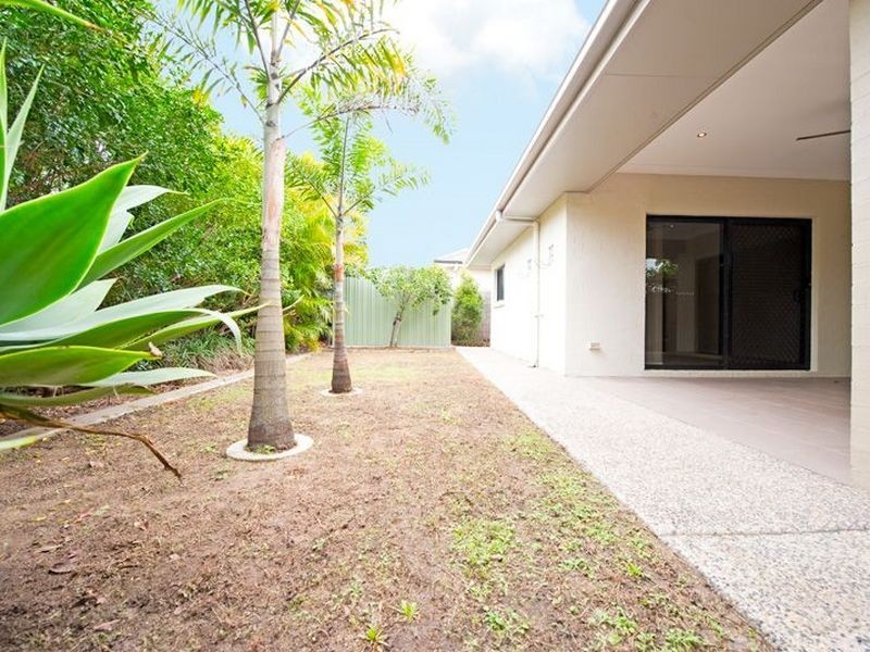10 Echidna Parade, North Lakes QLD 4509