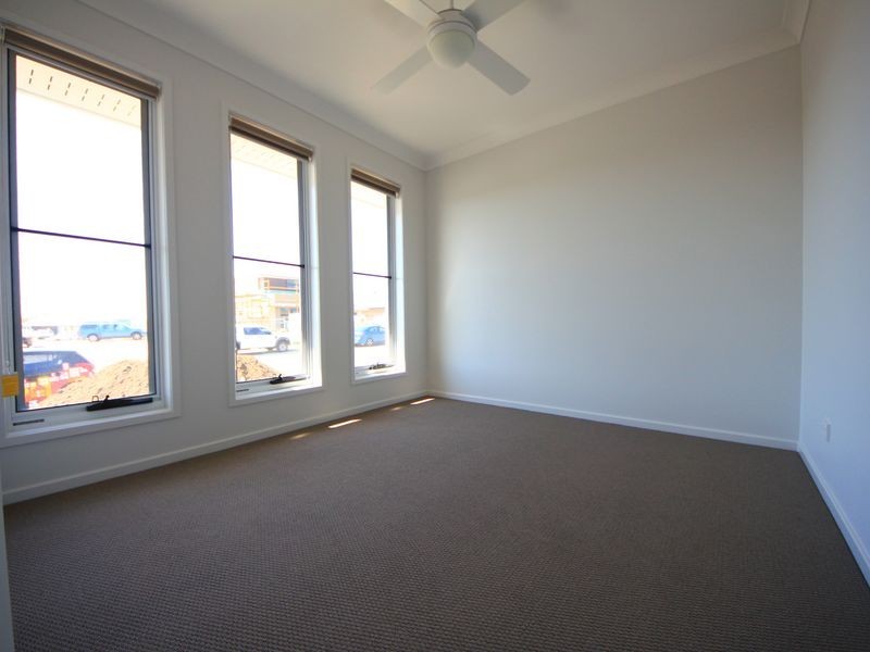 16 Wallace Street, Mango Hill QLD 4509