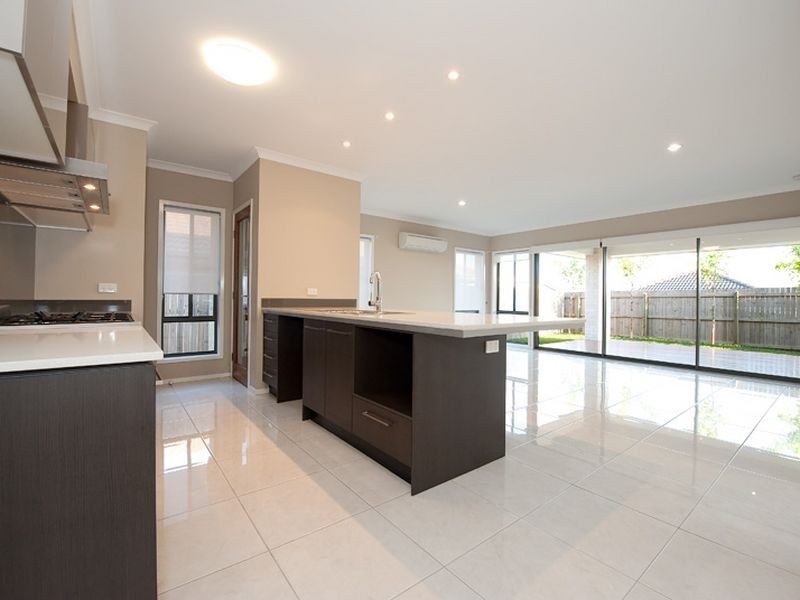 18 Kakadu Court, North Lakes QLD 4509