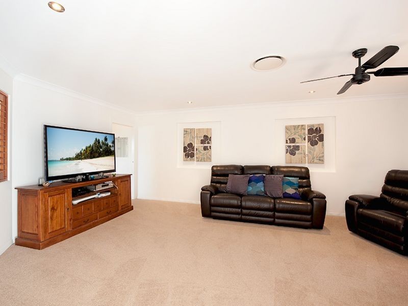 22 Peridot Crescent, Mango Hill QLD 4509