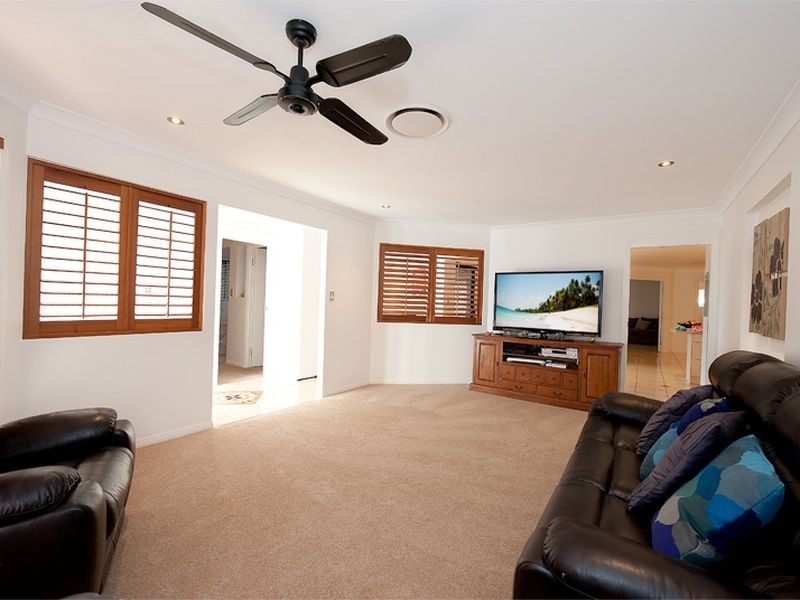22 Peridot Crescent, Mango Hill QLD 4509
